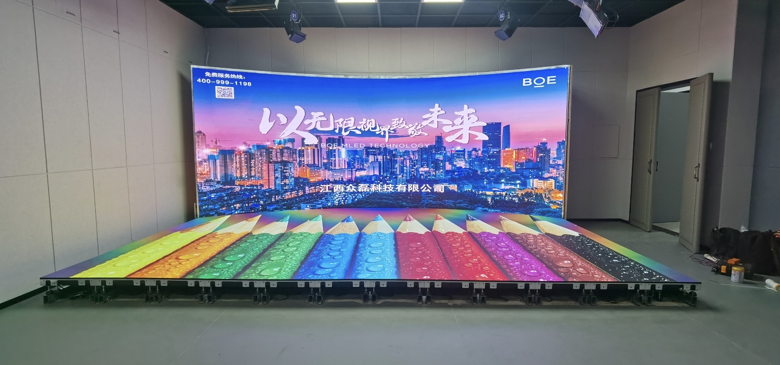 抚州赣东学院京东方室内全彩P1.8+地砖屏