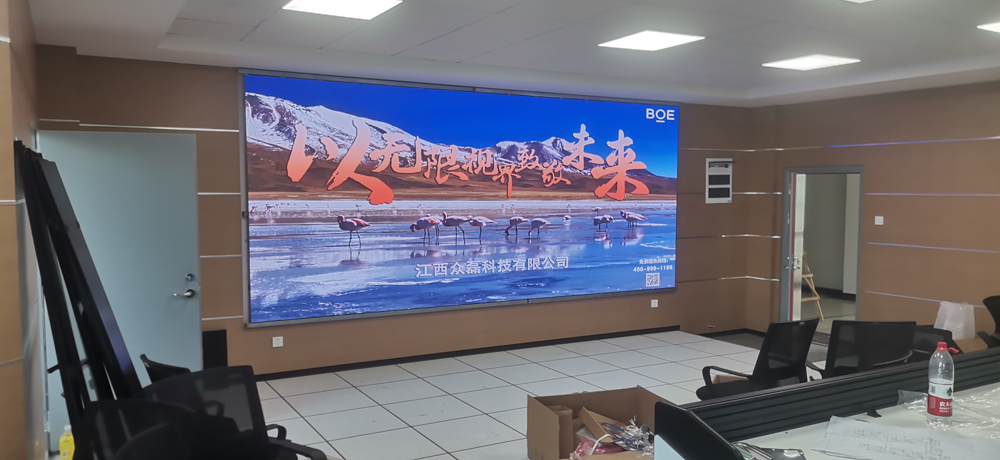 南昌市华东交通大学京东方室内全彩P1.5尺寸9.984平方已安装培训完成 (1)